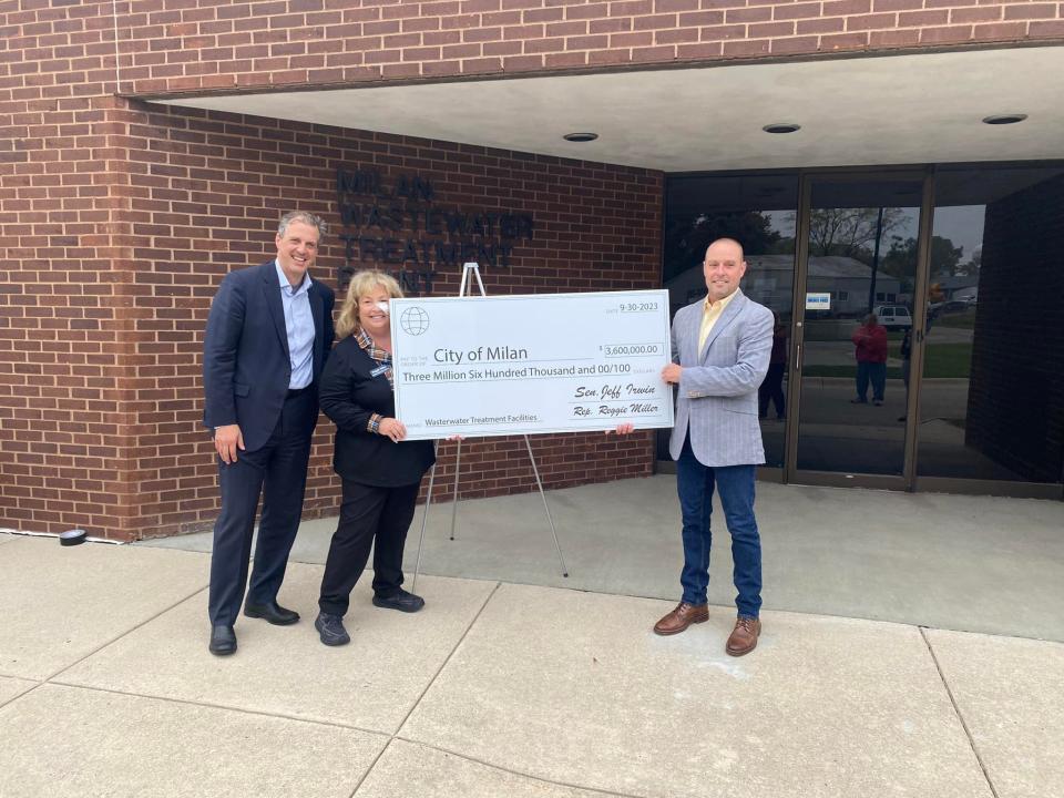 On Friday, state Rep. Reggie Miller and Sen. Jeff Irwin (left) presented an honorary check for $3.6 million to Milan Mayor Ed Kolar at the city’s wastewater treatment plant. Milan City Council members Jesse Nie, Mary Kerkes and Dare Wayne also were in attendance.