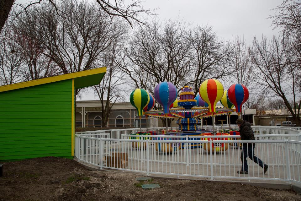 The Circus Balloons ride under construction at Adventureland in Altoona, Friday, April 15, 2022.