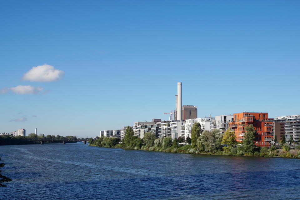 <p>Der Main-Taunus-Kreis liegt nur einen Prozentpunkt über Regensburg und München. Auch hier wird nahezu das Dreifache erarbeitet, jedoch wird die 300-Prozentmarke nicht überboten. (Foto: ddp) </p>