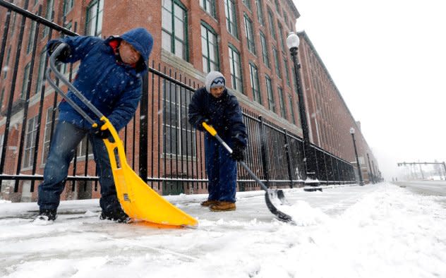 How Cooking Spray and Socks Can Make Shoveling Snow Easier