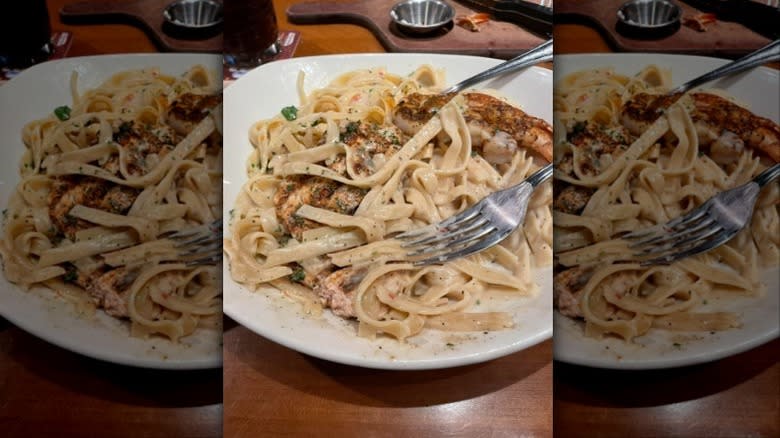 Queensland Chicken and Shrimp Pasta