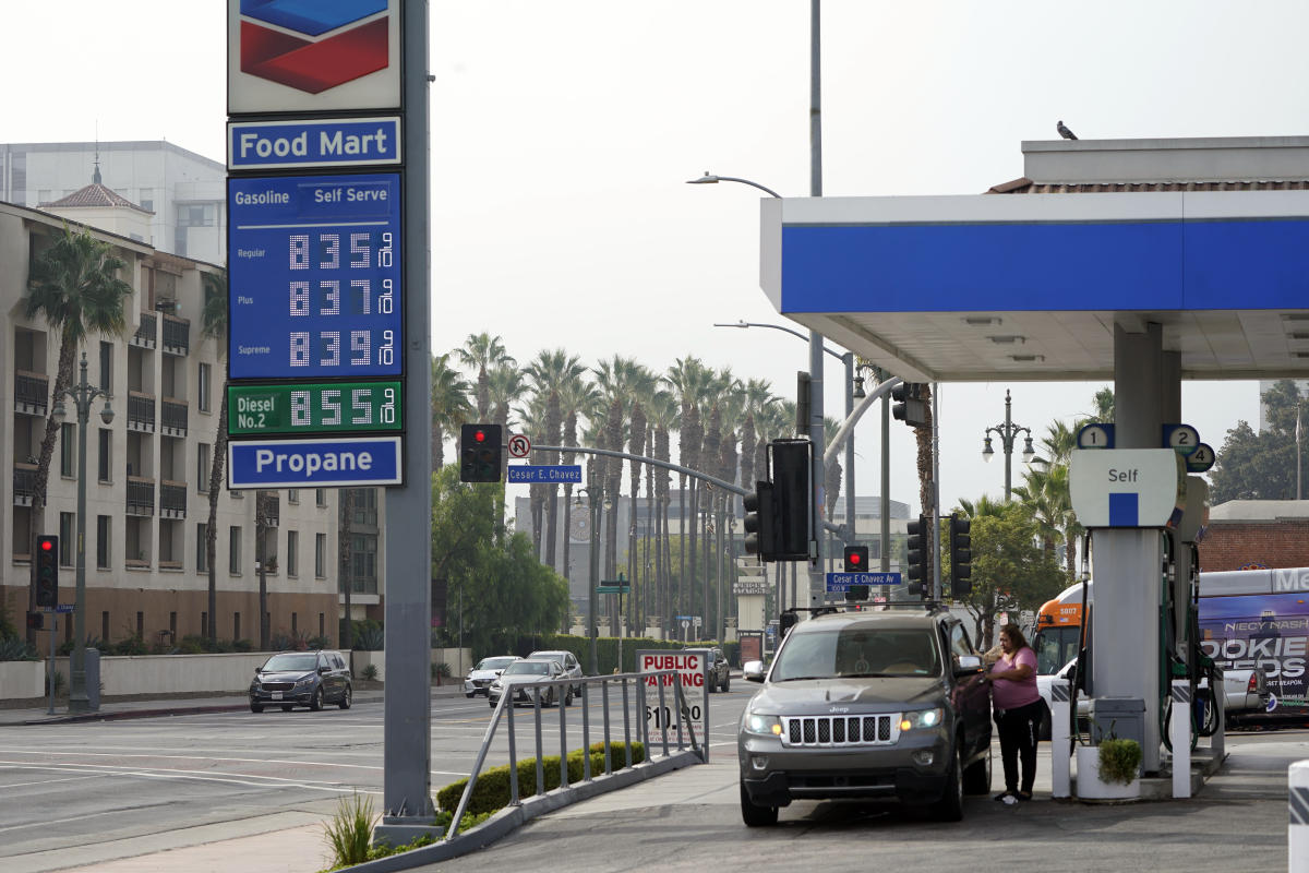 Les législateurs californiens doivent se rencontrer et surveiller les prix élevés de l’essence