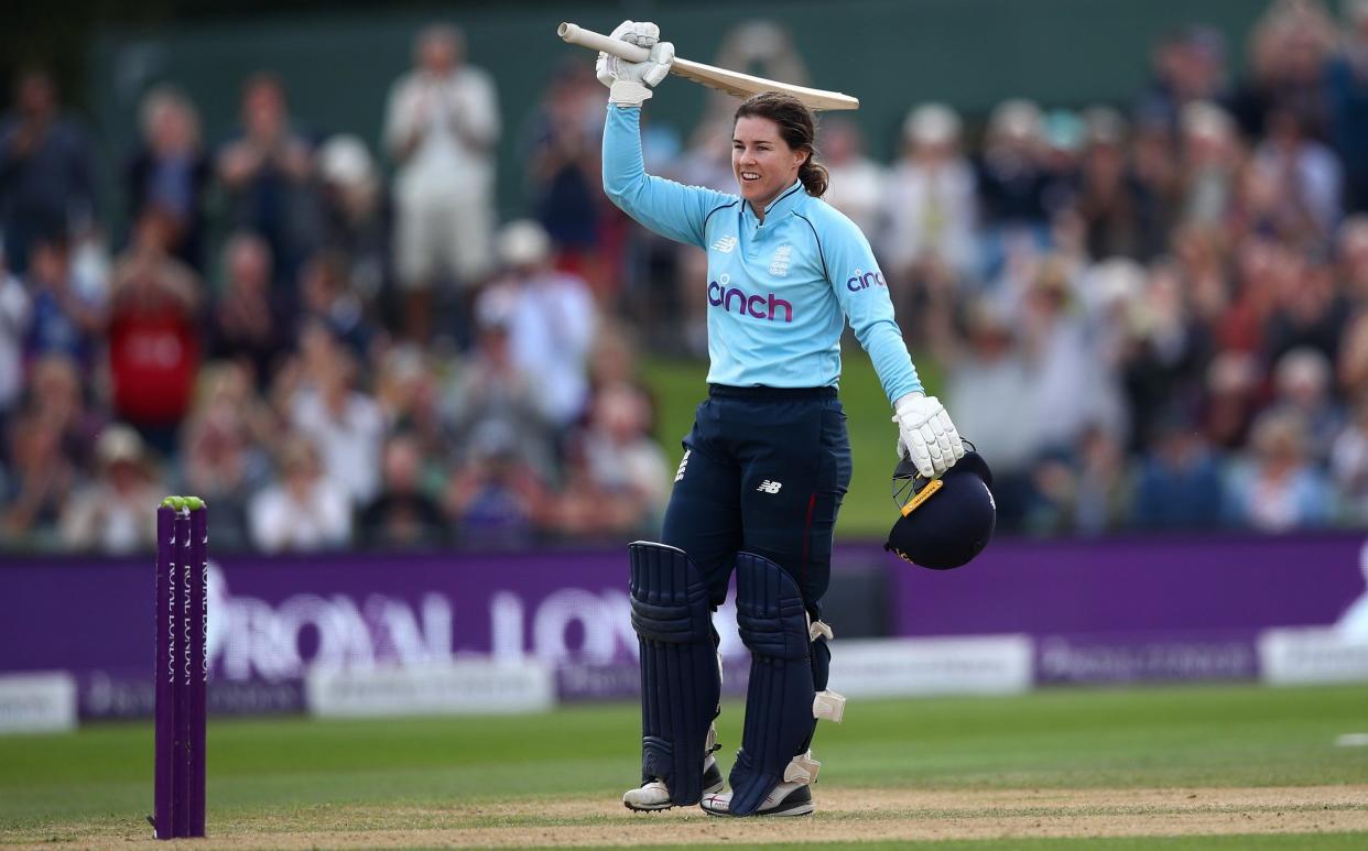 Tammy Beaumont cruises to stylish century as England thrash New Zealand to end summer on a high - GETTY IMAGES