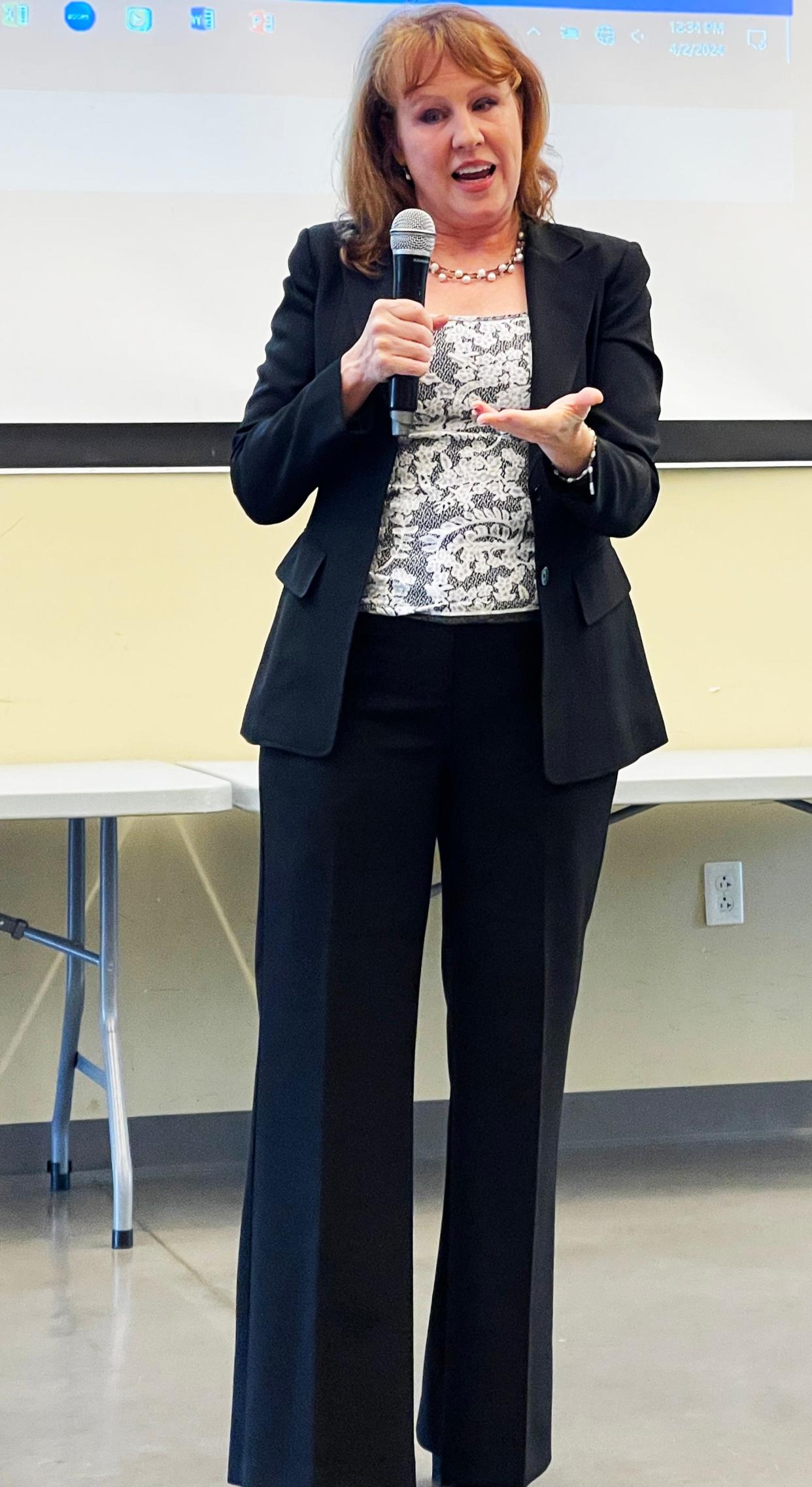 University of Richmond (Virginia) Professor Corinna Barrett Lain's book on lethal injection is set to be published in 2025. She talked to the League of Women Voters of Oak Ridge on the topic at the Oak Ridge Unitarian Universalist Church on April 2, 2024.