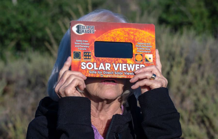 handheld solar viewer