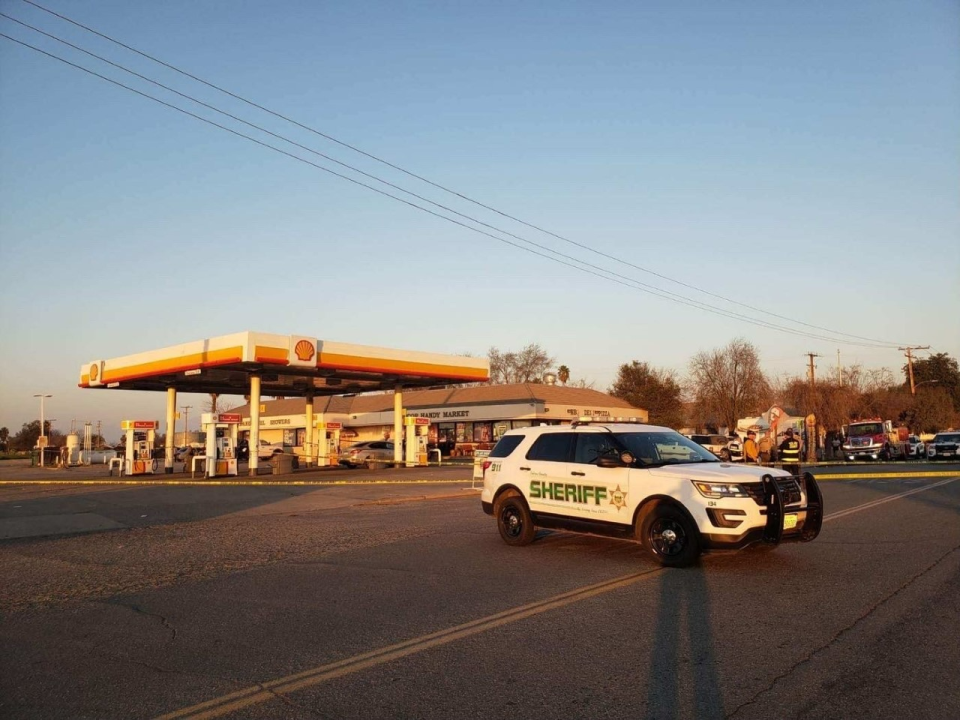 Deputies with the Tulare County Sheriff's Office were called at around 3:45 p.m. Thursday for a shooting at a Ducor Shell Gas Station.