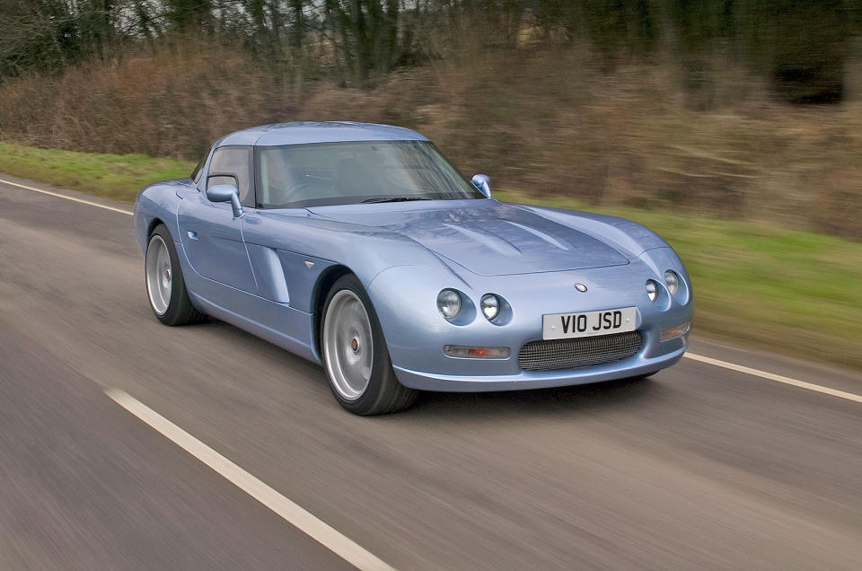 <p>A car boasting some massive claims – such as <strong>1012bhp in twin-turbo form</strong>, 225mph top speed, and a 0-60mph figure of 3.5sec – that seemed at definite odds with the world’s smallest and least well-capitalised ‘supercar’ maker.</p><p>Gullwing doors were another feature that you’d rather have, if at all, engineered by Mercedes-Benz rather than some bloke in a West of England shed.</p>