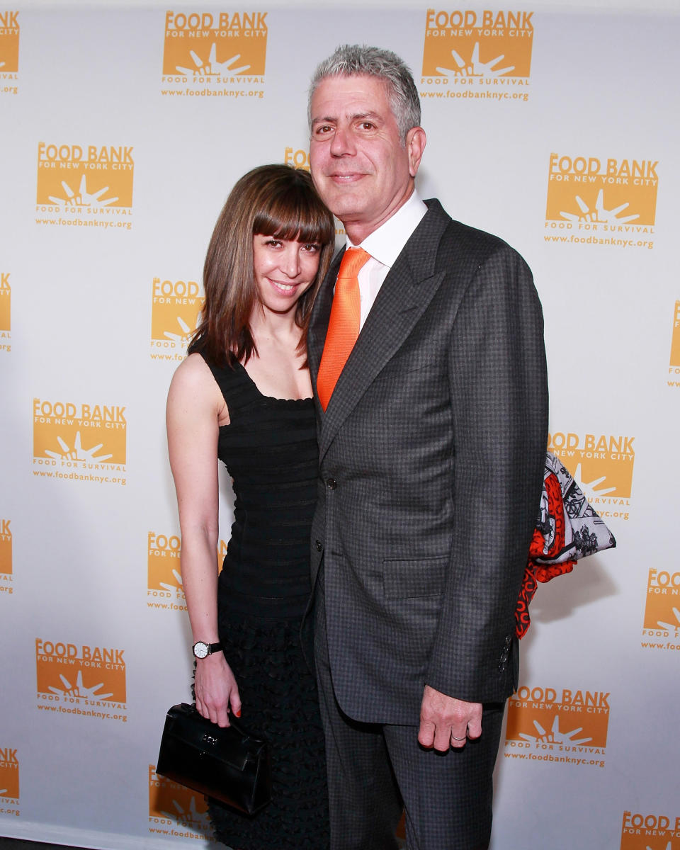 (R) Chef Anthony Bourdain and wife Ottavia Busia attend the 2011 Can-Do Awards Dinner at Pier Sixty at Chelsea Piers on April 7, 2011 in New York City. (Photo by Charles Eshelman/FilmMagic)
