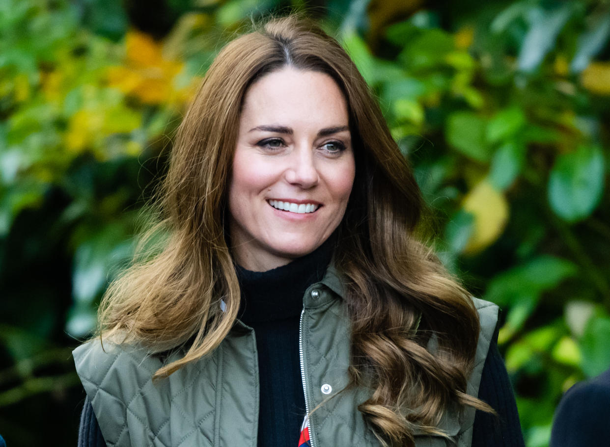 GLASGOW, SCOTLAND - NOVEMBER 01: Catherine, Duchess of Cambridge during a visit to Alexandra Park Sports Hub on day two of COP26 on November 01, 2021 in Glasgow, Scotland. 2021 sees the 26th United Nations Climate Change Conference which will run from 31 October for two weeks, finishing on 12 November. It was meant to take place in 2020 but was delayed due to the Covid-19 pandemic. (Photo by Samir Hussein/WireImage )