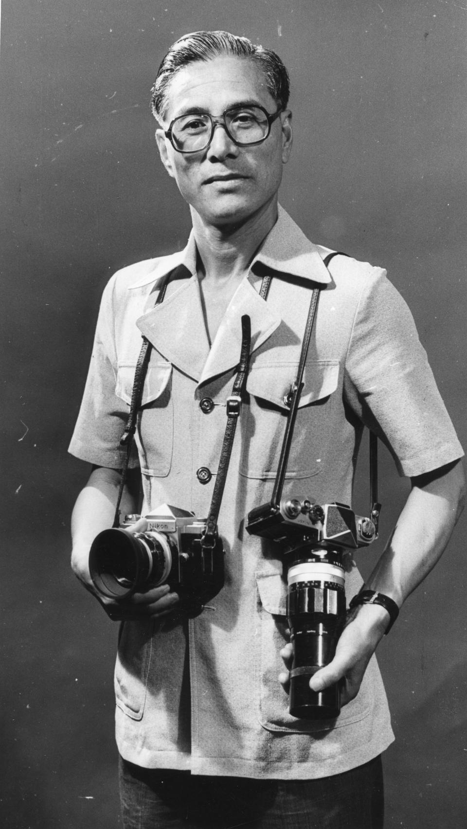 陳橋早在 1950 年代中已經做攝影記者。在六、七十年代，Nikon F 是不少攝記的主力相機，陳橋也不例外。 (Photo by Post Staff Photographer/South China Morning Post via Getty Images)