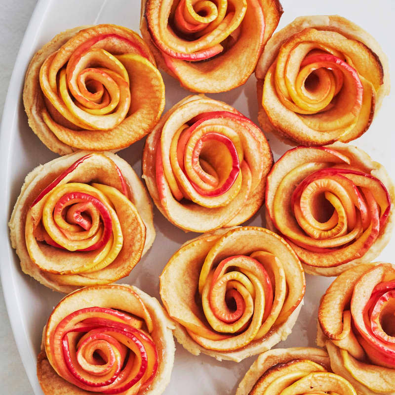 Mini Apple Rose Pies