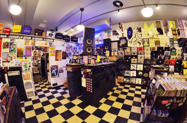 Gramaphone Records, Chicago, IL
