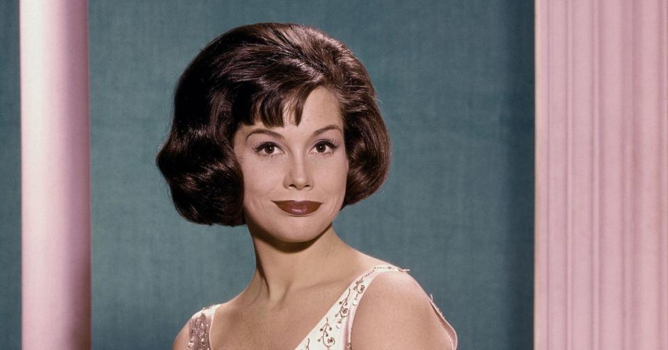 A Glamorous Look Back at Mary Tyler Moore's Standout Photos