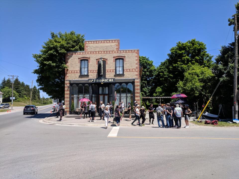 Goodwood Canada/Schitt's Creek Cafe Tropical