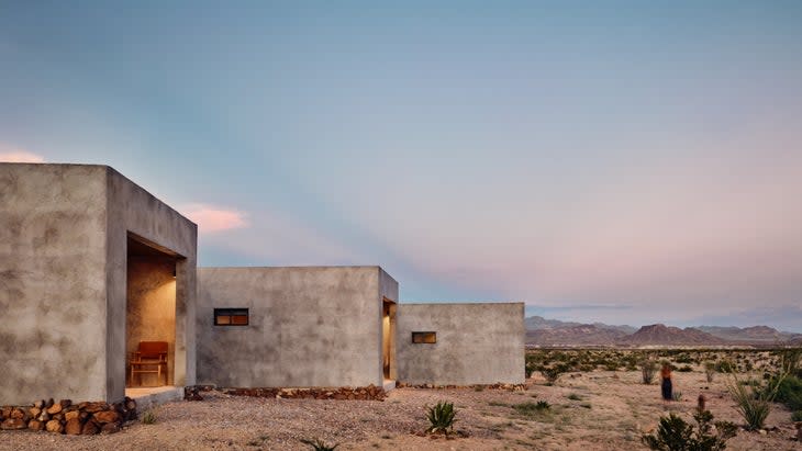 <span class="article__caption">The Willow House hotel in Terlingua, Texas</span> (Photo: Casey Dunn)