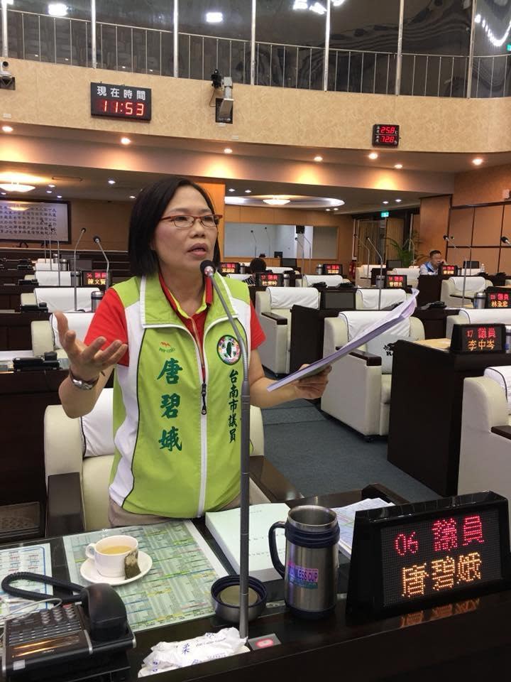 民進黨通過補提名現任台南市議員唐碧娥。（翻攝自唐碧娥臉書）