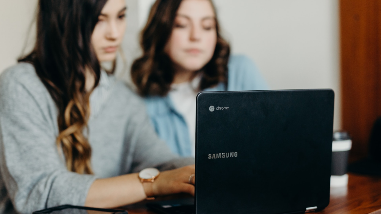  Two women using a Samsung Chromebook 