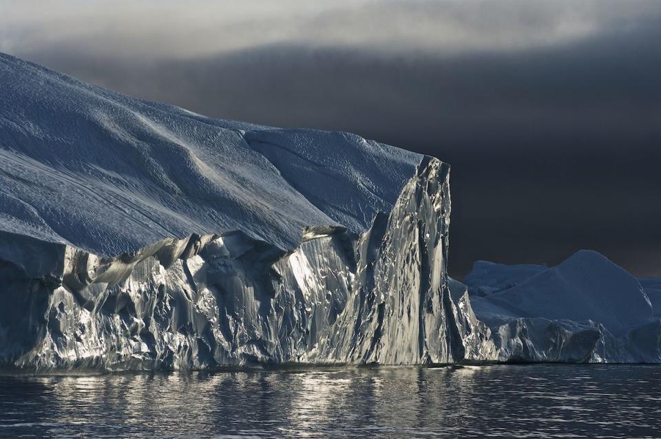 <p>Iceberg near Ilulissat village, Greenland // May 5, 2014</p>