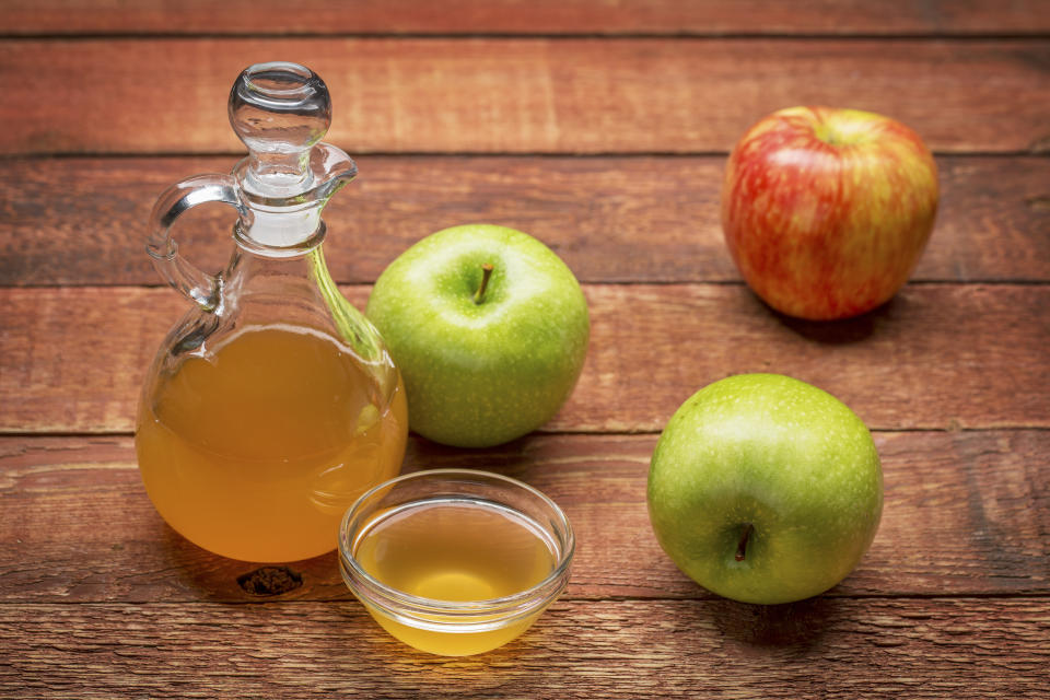 Apple cider vinegar helps balance gut bacteria and reduce inflammation. (Getty Images)