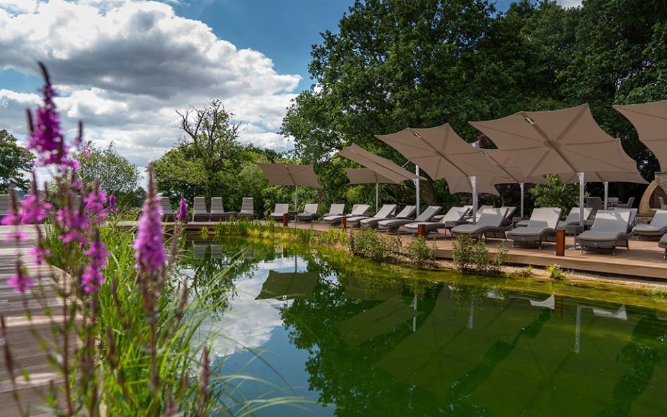 south-lodge-hotel-outdoor-natural-pool.