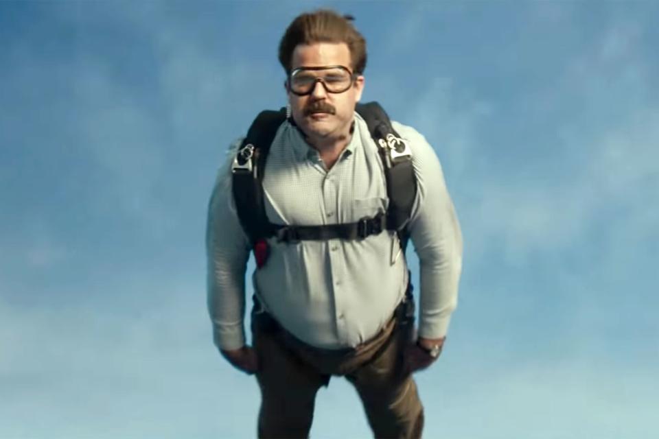 Peter (Rob Delaney) in Deadpool 2