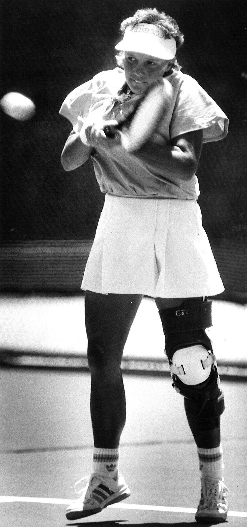 Kim Gidley playing in 1986 on her "home court" - Rose Park Tennis Center.