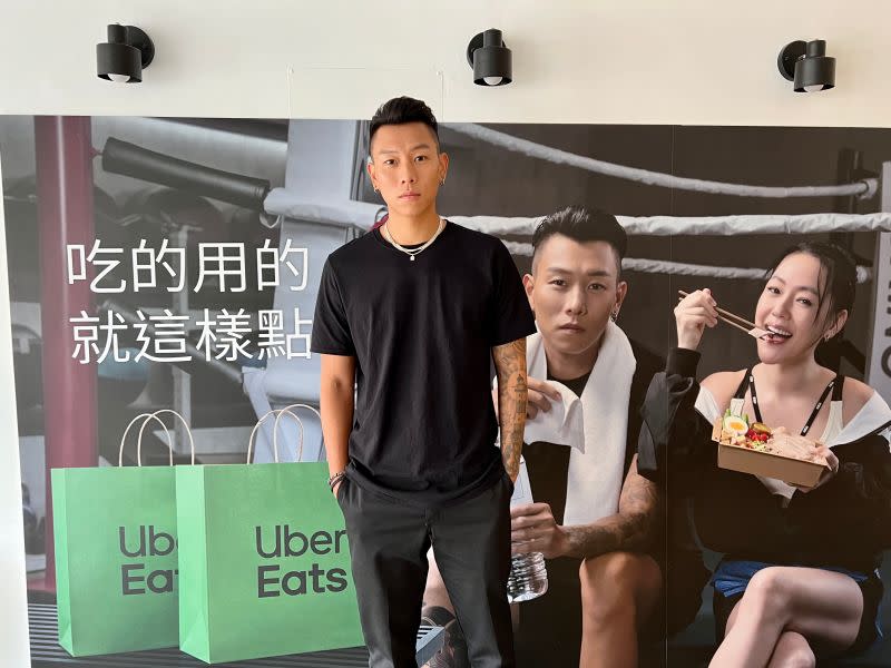 ▲瘦子笑說拍Uber Eats廣告時，其實不知道自己在做什麼？就是完成導演要求。(圖／記者周淑萍攝)