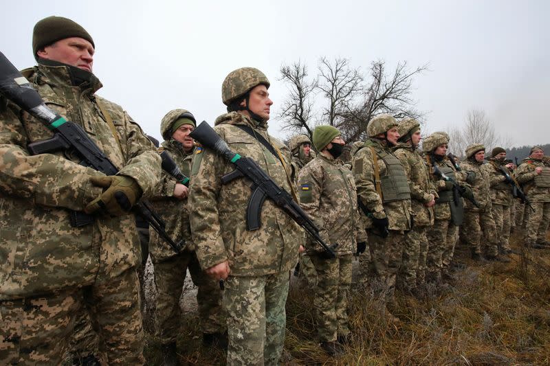 Reservists take part in military exercises outside Kharkiv