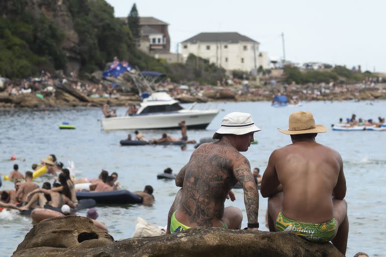 Temperaturas récord se vivieron en Australia; mientras que Argentina promedió los 42°C, un pueblo costero australiano llegó a los 50°C