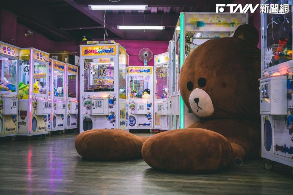 發問「台灣的娃娃機是不是世界最難夾的？」貼文一出，引起網友熱烈討論。（圖／Pixabay）