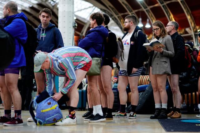 No Trousers Tube Ride sees thousands of Londoners strip to their pants for  bizarre annual tradition