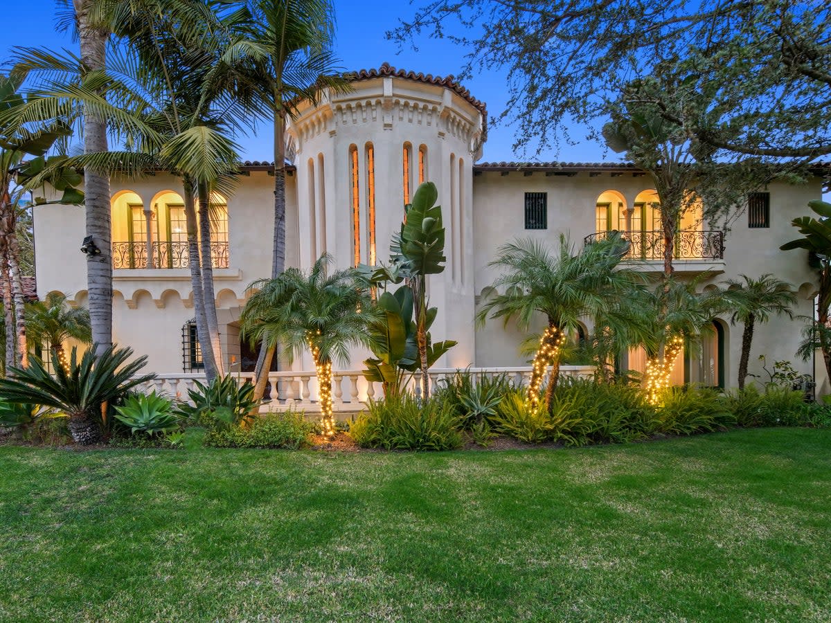 The stunning Spanish Colonial style property in Beverly Hills where Bugsy Siegel was killed which is now available to buy (Jam Press/Courtesy Nourmand)