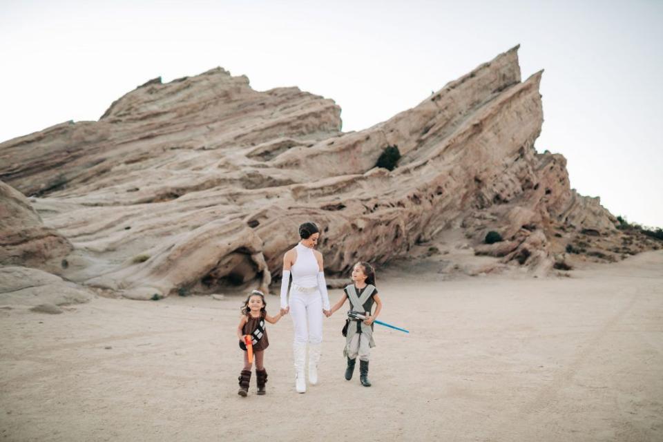 <p>The great thing about <em>Star Wars </em>is that there are enough characters to have everyone in your family dress as their favorite, spanning different decades and eras, and you probably won't have to repeat characters. </p><p><em><a href="http://themotheroverload.com/halloween-costume-ideas-families/" rel="nofollow noopener" target="_blank" data-ylk="slk:See more at The Mother Overload »;elm:context_link;itc:0;sec:content-canvas" class="link ">See more at The Mother Overload »</a></em><br></p>