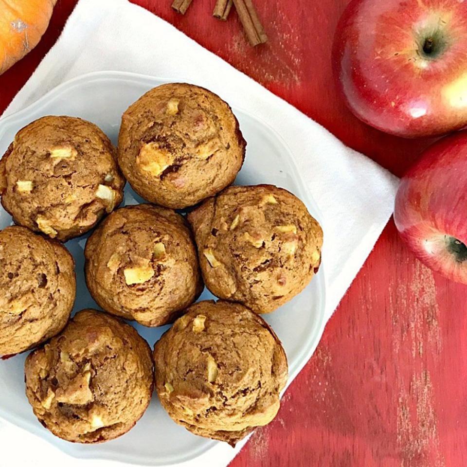 Whole-Wheat Apple Pumpkin Muffins