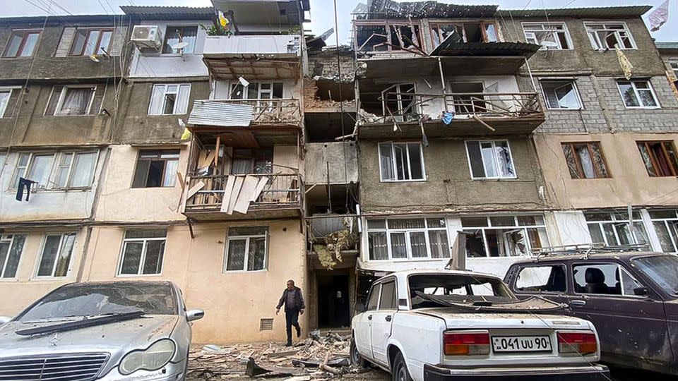 A damaged residential building after Azerbaijani shelling of Stepanakert, Nagorno-Karabakh, September 19, 2023. - Siranush Sargsyan/AP