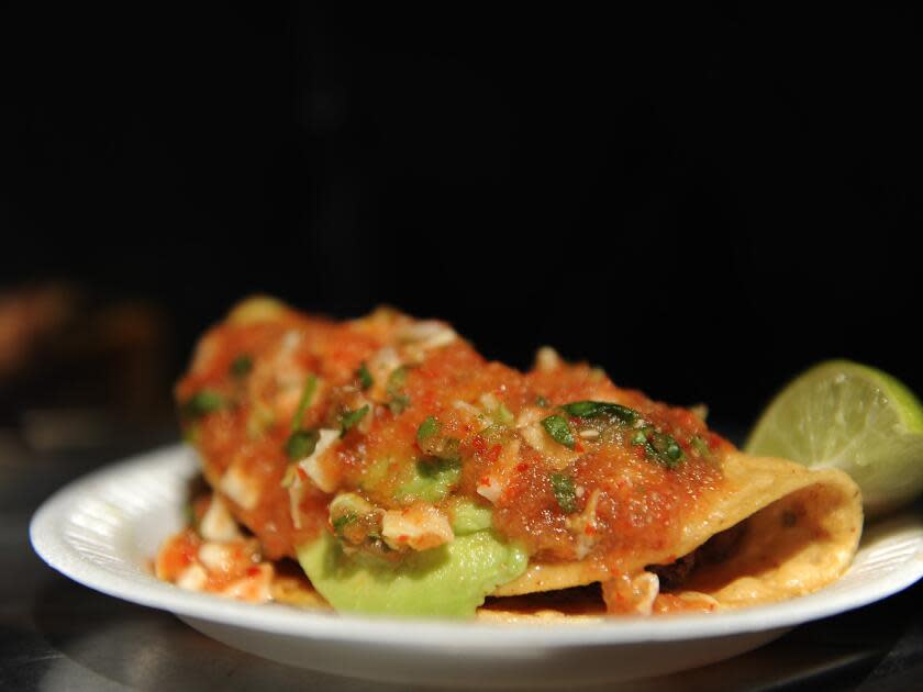 Mariscos Jalisco'sshrimp taco.