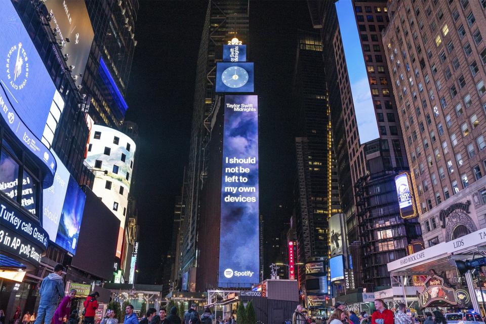 Taylor Swift's lyrics in Times Square