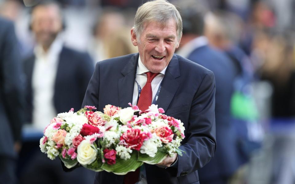  Kenny Dalglish, former Liverpool player lays flowers prior to the UEFA Champions League final - GETTY IMAGES