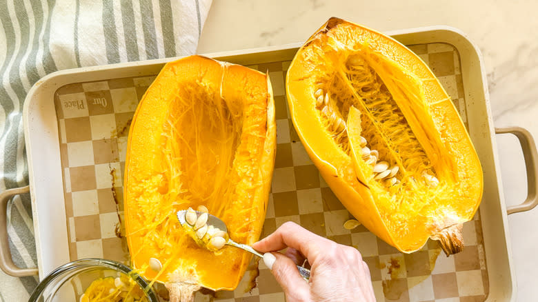 squash with seeds