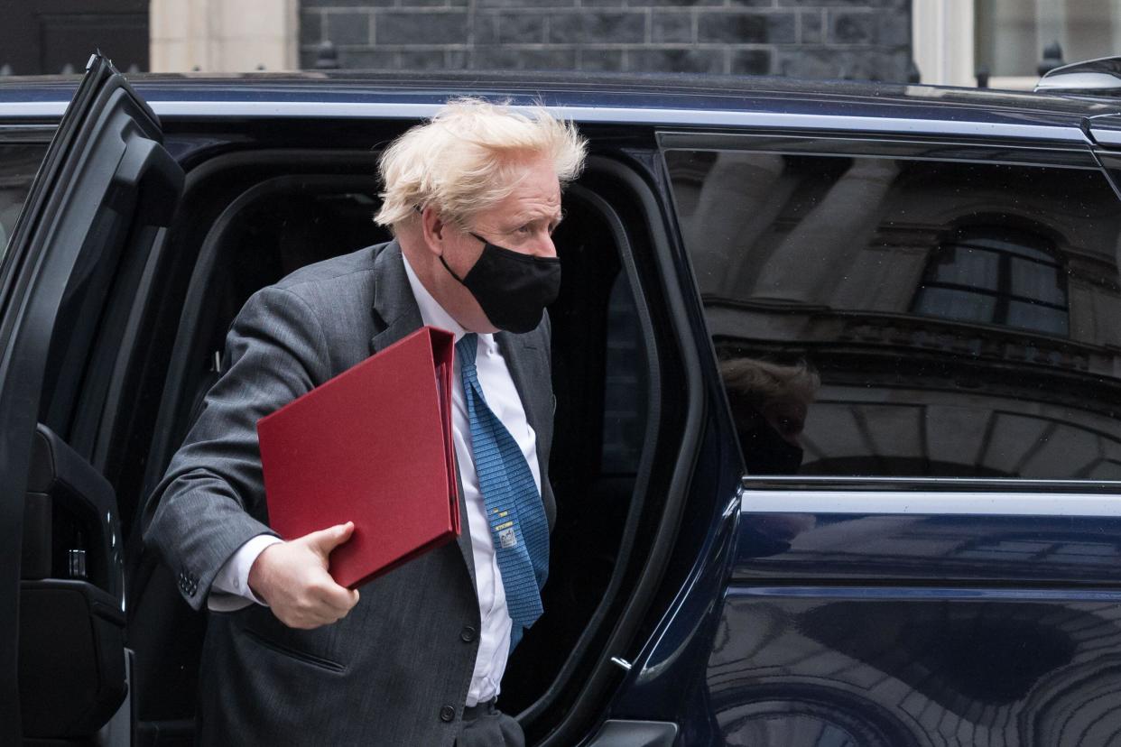 LONDON, UNITED KINGDOM - APRIL 28, 2021: British Prime Minister Boris Johnson arrives in Downing Street after PMQs at the House of Commons, on 28 April, 2021 in London, England. (Photo by WIktor Szymanowicz/NurPhoto)