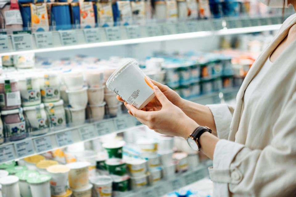 Though there are hundreds of yogurt options at the grocery store, some versions will keep you fuller for far longer than others. (Photo: d3sign via Getty Images)