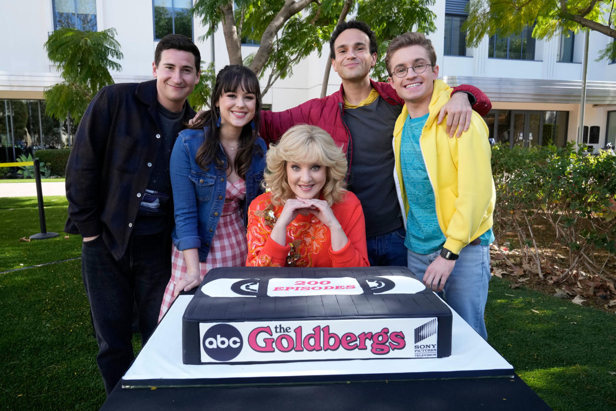 cast of The Goldbergs (Scott Everett White / ABC)