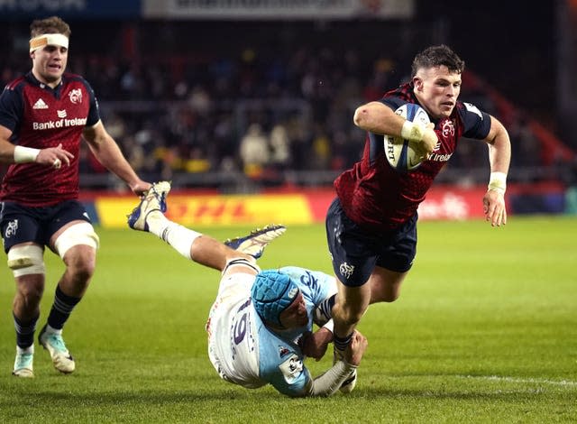 Munster wing Calvin Nash, right, will start for Ireland in Marseille