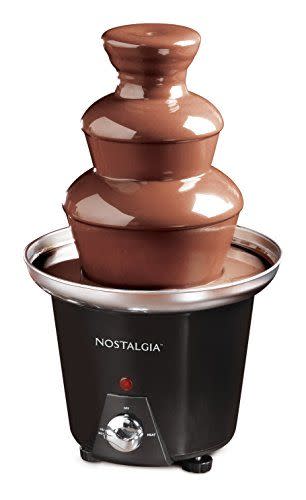 5) Nostalgia Chocolate Fondue Fountain