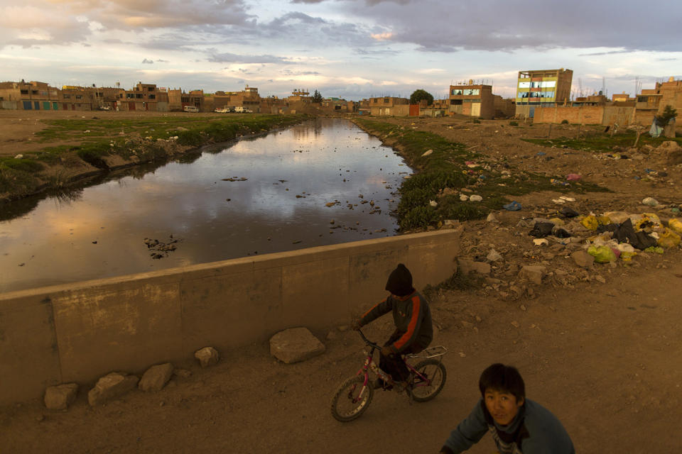 La contaminación del lago Titicaca