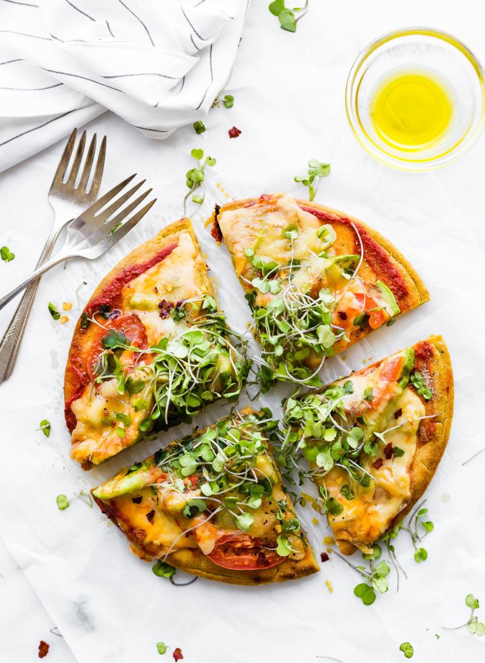 Avocado, Tomato, Gouda Socca Pizza