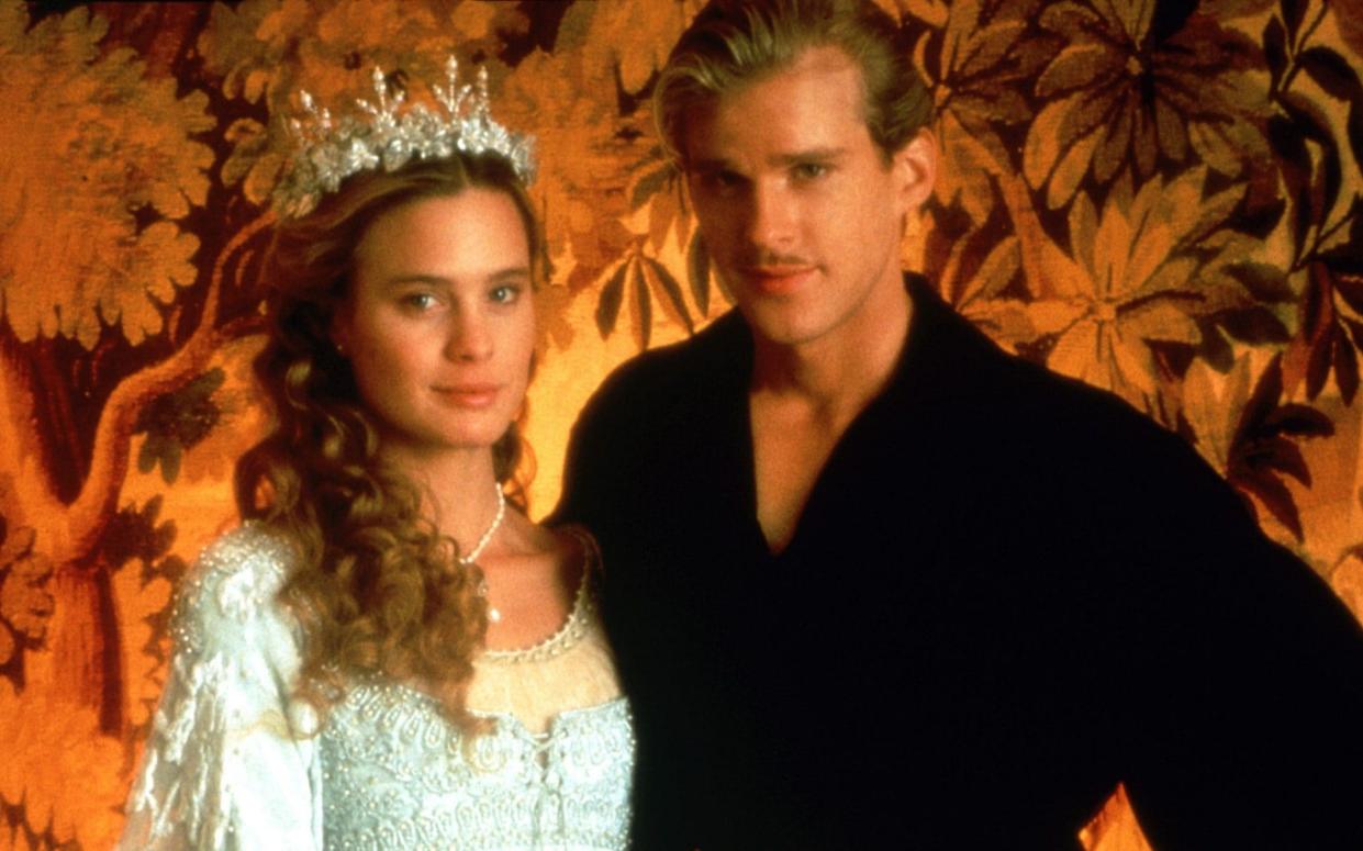 Cary Elwes with The Princess Bride co-star Robin Wright - Alamy