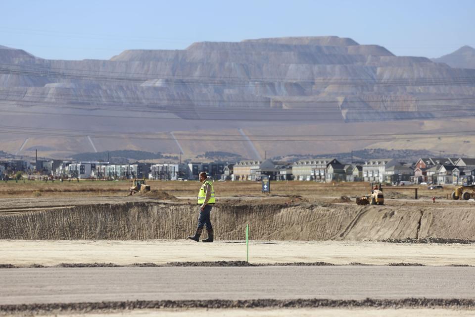 Construction of the new Salt Lake Bees ballpark and Phase 1 of Downtown Daybreak progresses in South Jordan on Thursday, Oct. 19, 2023. | Laura Seitz, Deseret News