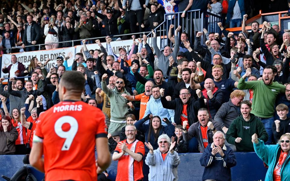 Carlton Morris - Carlton Morris: Luton are ignoring Premier League table amid points deduction fiasco