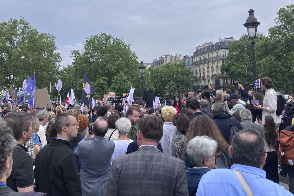 People gather against anti semitism, Thursday, June 20, 2024 in Paris. The alleged rape of a 12-year-old Jewish girl in a suspected antisemitic attack has sent shockwaves throughout France, and thrust concerns about antisemitism to the forefront of campaigning for the country's legislative elections. (AP Photo/Oleg Cetinic)